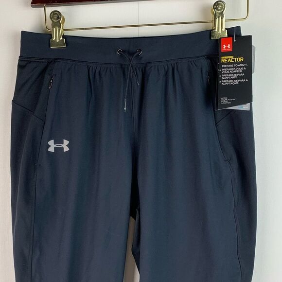 NWT under armour women’s black cold gear capri cropped pants leggings size xs - Picture 3 of 6